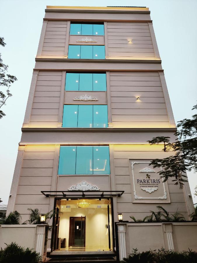 Park Iris Hotels, Bharathi Nagar Vijayawada Ngoại thất bức ảnh