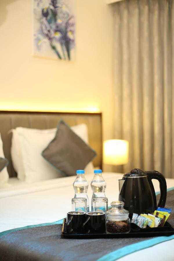 Park Iris Hotels, Bharathi Nagar Vijayawada Ngoại thất bức ảnh
