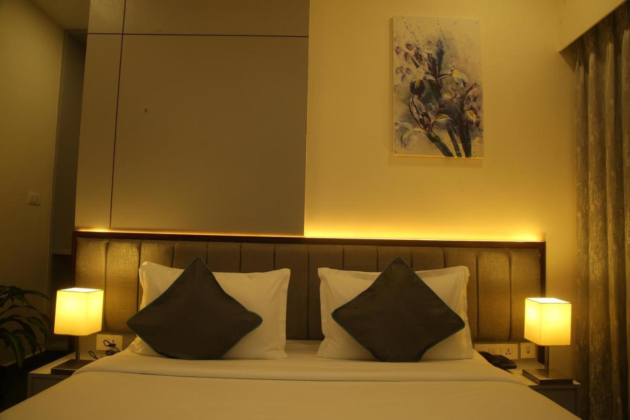 Park Iris Hotels, Bharathi Nagar Vijayawada Ngoại thất bức ảnh