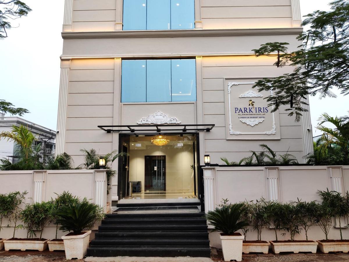 Park Iris Hotels, Bharathi Nagar Vijayawada Ngoại thất bức ảnh