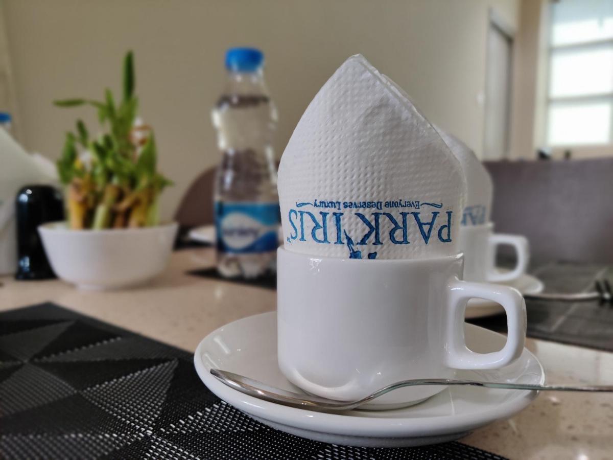 Park Iris Hotels, Bharathi Nagar Vijayawada Ngoại thất bức ảnh